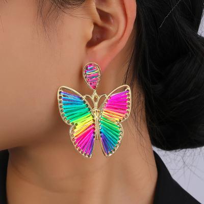 China 2022 Artilady New Arrival Butterfly Fashion Handmade Alloy Drop Earrings Oversize Chandelier Earrings For Women for sale