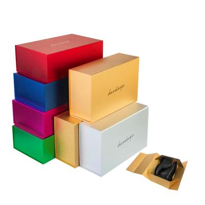 China Handmade Folding Hard Cardboard Magnet Gift Folding Shoe Paper Box Packaging for sale