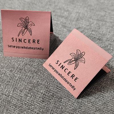 China Washable Custom Garment Woven Label For Clothing Bags for sale