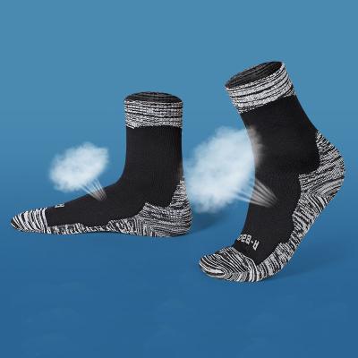 China QUICK DRY Custom Logo Black Sports Crew Socks Breathable Outdoor Waterproof Rise Socks for sale