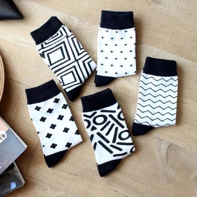 China Antibacterial New Style Fashions Cheap Organic Cotton Mens 100% Socks for sale