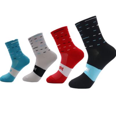 China Antibacterial Outdoor Custom Tube Socks Male Professional Breathable Sports Socks for sale