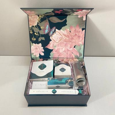 China Recycled Materials Recycled Custom Fashion Luxury Magnetic Gift Paper Box For Garments Gift Clothing Boxes Packaging for cosmetic paper gift box for sale