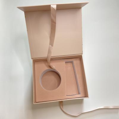 China Recycled Materials Custom Cosmetic Make Up Rigid Box Luxury Gift Magnetic Paper Box Packaging With Logo Lid Ribbon for sale