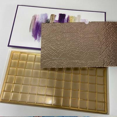 China Recycled Materials Custom Transparent Paper Package With Logo For Donuts Chocolate Cookie Packaging Paper Box with gold tray insert for sale