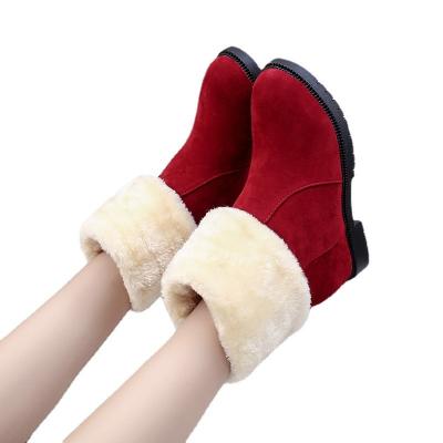 China Winter Proofing Girls Winter Snow Proofing Boots Mid Calf Suede Anti-skid Short Boots Fashion Boot For Women for sale