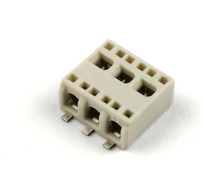 China Versatile 300V 10A Screw Type SMT Terminal Block For Flexible Circuit Board Connections for sale