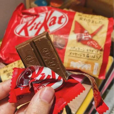 China Wholesale Ready Made Kit Kat Chocolate Matcha Strawberry Japanese Kitkat for sale