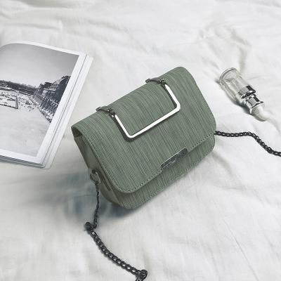 China Lady Lock Chain Shoulder Messenger Bags Small Elegant Feminine Square Women's Handbags Leather Bags Ladies Handbags for sale