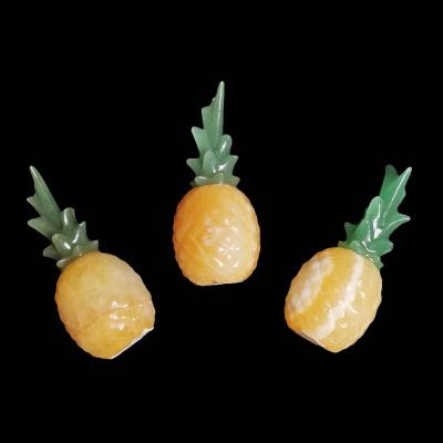 China Realistic Pineapple Crystal Fruit Crafts Yellow Calcite from Europe for Gift Decoration for sale