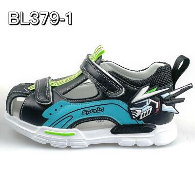 China New Design Waterproof Wholesale High Quality Comfortable Goods Fashionable Children Non-slip Shoes for sale