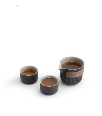 China One Viable Pot Two Cups Travel Portable Tea Set Kungfu Black Tea Chinese Mug Pottery for sale