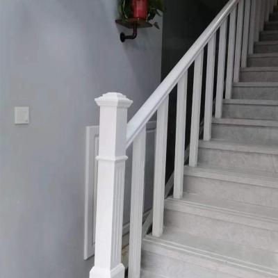 China 2020 contemporary home decoration hot sale modern stair to floor fencing balcony balustrade white solid wood railing for sale