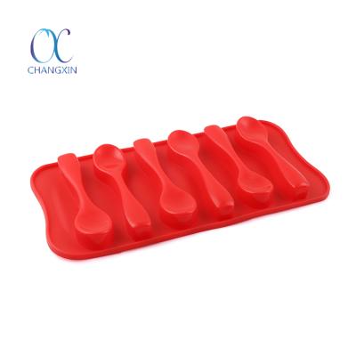 China Sustainable Food Grade Bakeware Spoon Form Silicone 3D Chocolate Mold for sale