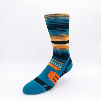 China JL177- Logo OEM Wholesale Calfskin QUICK DRY Men's Mid High Quality Sports Crew Cycling Socks for sale