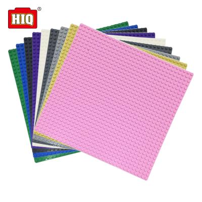 China Compatible Building Toy Regular Size Dots 32*32 Blocks Toy Base Plate For Building Bricks for sale