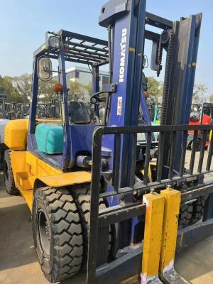 China Gebruikte Komatsu vorkheftruck 60 tweedehands bouwmachines en -apparatuur Te koop