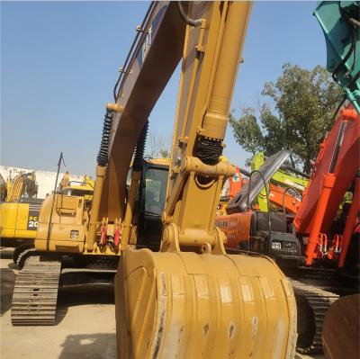 China De gebruikte graafmachine cat320C is ingevoerd uit Japan. Te koop