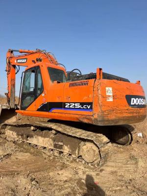 China Excavadora usada Doosan DH225 para venda - Design potente e compacto à venda