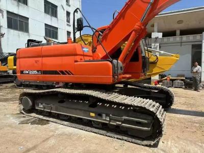 China Tweedehands Doosan DX225 graafmachine heeft uitstekende prestaties als een nieuwe machine Te koop