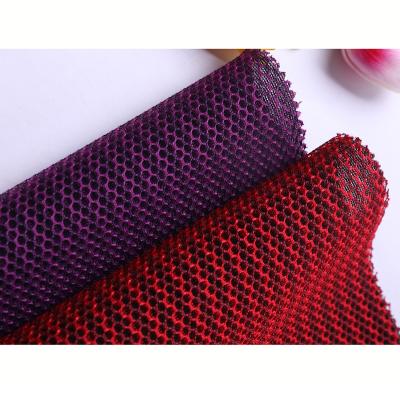 China Custom 3D Sandwich Spacer Hexagonal Yarn Anti-Static Dyed Jacquard Dog Mesh Cloth Shoes Car Seat Fabric for sale