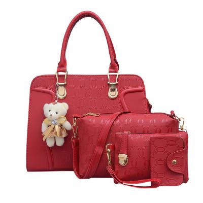 China PORTABLE 2021 spring new single-shoulder messenger bag female spring bag mother-in-law four-piece female set for sale