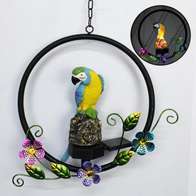 China Solar Garden Decoration Resin Parrot Parrot Garden Light for sale