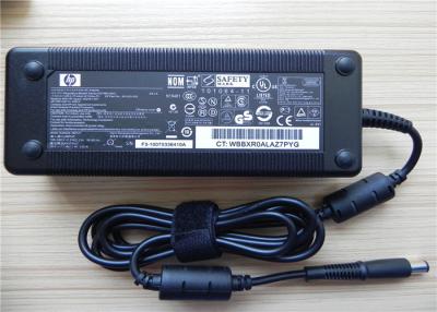 Cina 397803-001 adattatore centrale di CA del computer portatile di HP del perno del pinwith centrale genuino di 19V 7.1A 7.4X5.0mm, adattatore di potere del computer portatile di 135W HP in vendita