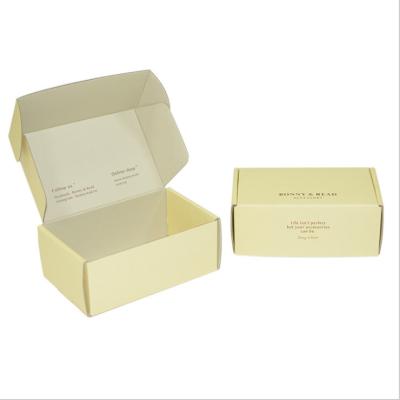 China Recycled Materials Cheap Printing Pink Apparel Paper Box Corrugated Gift Box Packaging Box for sale