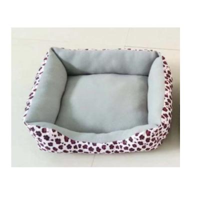 China Waterproof Wholesale High Quality Rectangle Pet Products Soft Sofa Comfortable Warm Cat Dog Pet Bed for sale