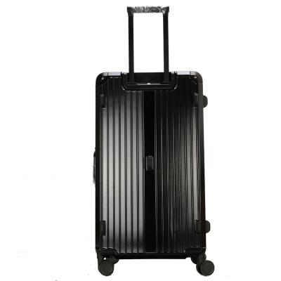 China Custom Large Size 32 Inch Hard PC ABS Trolley Luggage Large Suitcase With Aluminum Frame for sale