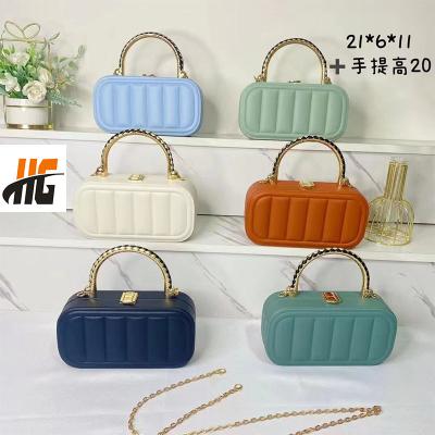 China 2023 new fashion water-resistant hand makeup single shoulder cross-body box bag for sale