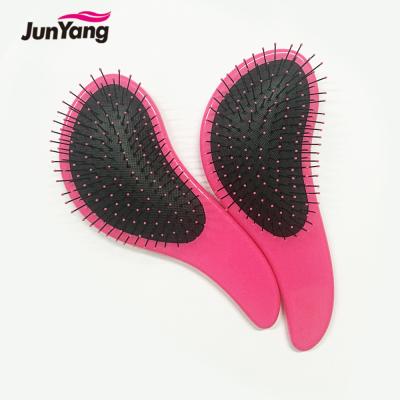 China Cushion plastic professional hairbrush in new design for sale