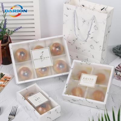 China Wholesale Recyclable Customixed 2 4 6 Pack Collapsible Cupcake Boxes Carrier Cake Packaging Boxes With Clear Lid for sale