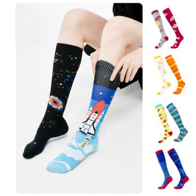 China Wholesale Fashion Breathable Colorful Jacquard Pattern Casual Compression Streetwear Women Men Cycling Sports Socks for sale