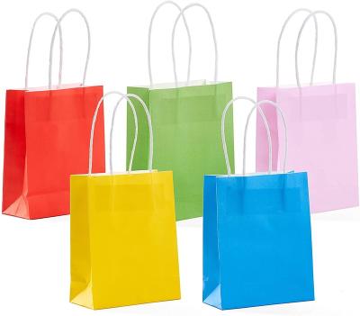 China Recyclable paper bags with string handle paper shipping bag with logo paper gift bag white handleress for sale