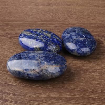 China Europe wholesale natural mineral specimen lapis lazuli pebble palm showy stone for healing for sale