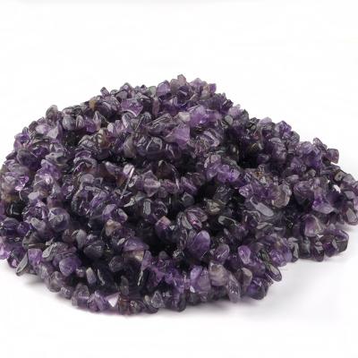 China Europe Crystal Polished Perforated Gravel Natural Crystal Wholesale Chips Amethyst Particle String for sale