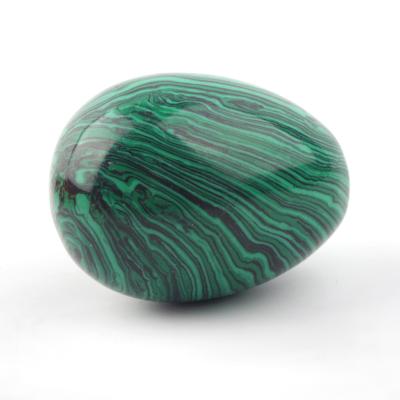 China Newcomers from Europe polished yoni crystal egg healing crystal eggs malachite crafts vaginal eggs for woman for sale