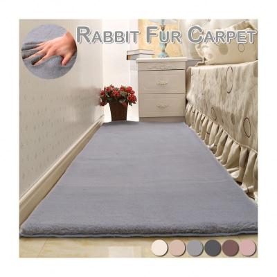 China Non Slip Plush Shaggy Washable White Faux Fur Blankets / Carpets Rabbit Fur for sale