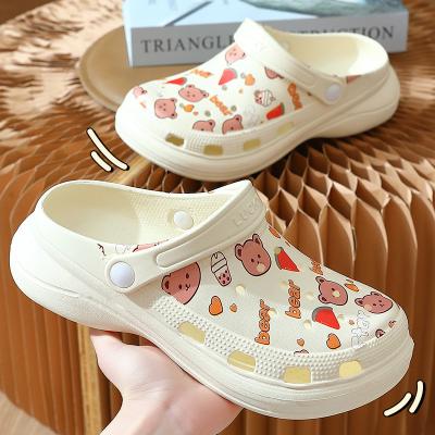 China 2022 NEW Women's Hole Cushioning Shoes Summer Outdoor Beach Shoes Cartoon Platform Height Increasing Non-slip Wholesale Casual Sandals for sale