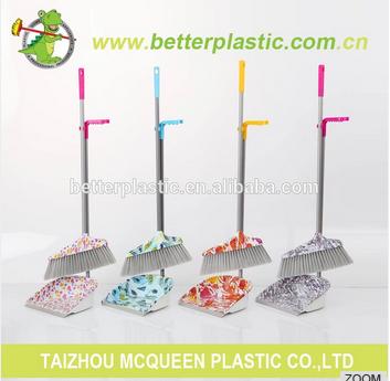 China Factory wholesale home printing cheap long handle lobby plastic broom with dustpan sets for sale