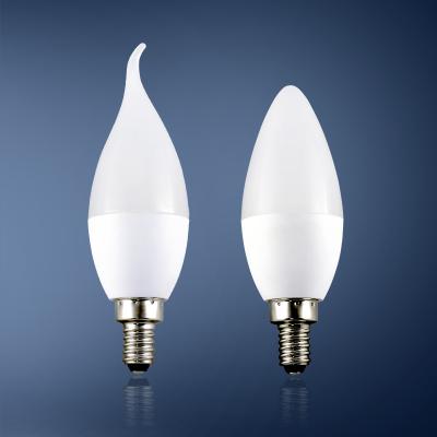 China Hotel E14 Christmas Stocking 4W / 6W Aluminum Coated Plastic Led Candle Light Bulbs 2700K Warm White for sale