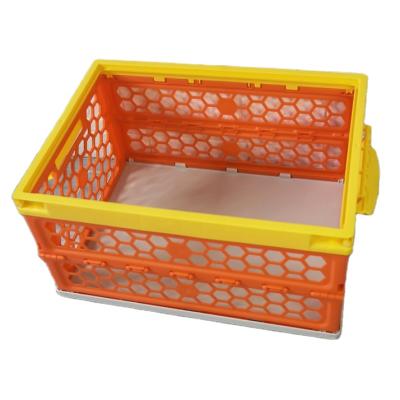 China 32 Liter Folding Perforated Plastic Material Storage Folding Laundry Basket for sale