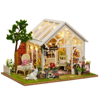 China Wooden Pretend Play Hot Selling Doll House Wooden Assemble Wooden Dollhouse Model Toy Miniature House Puzzle DIY for sale