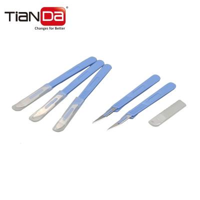 China Easy for use 10#11#12#Disposable standard high quality carbon or stainless steel sterile saclpels for sale