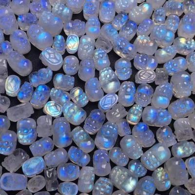 China China pixiu moonstone wholesale crystal carving semiprecious stone blue pixiu small mini pixiu for sale