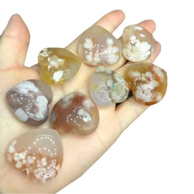 China Natural Semi-precious Stone Agate Crystal Heart From China Crystal Healing Heart for sale