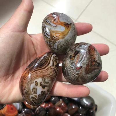 China China Wholesale Natural Stone Gemstones Crystal Gemstones Sardonyx Tumbled Gravel Silk Agate for sale