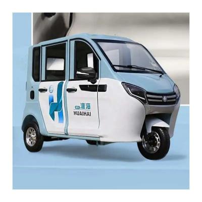 China Durable Tuktuk Closed Cabin Scooter Tricycles for Electric Auto Rickshaw in Bangladesh for sale